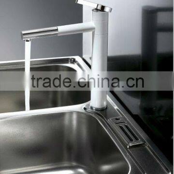 2014New design brass kitchen faucet