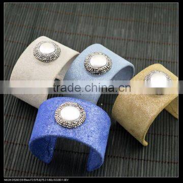 LFD-B0019 Wholesale Mixed Color Cowhide with Pearl Pave Rhinestone Charms Bangles Jewelry Finding