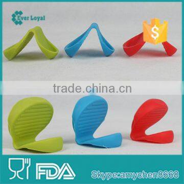 Hot Lips Plate Grab /Silicone Plate Grab/Non-slip&Heat Resistant Silicone Grab photo-3