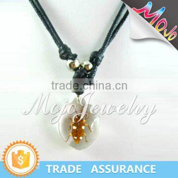 Online Fashion Jewelry Fancy Insect Pendant Necklace photo-2