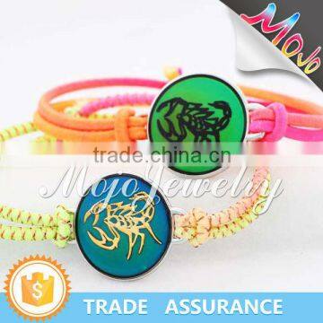 Awesome Scorpion Pattern Mood Charm Bracelets with Gold Sticker Jewelry for Boys