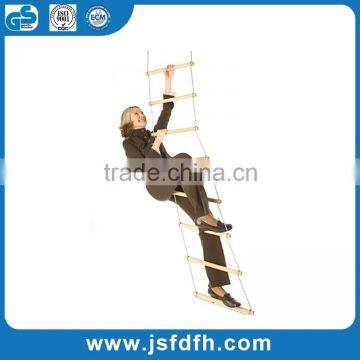 CE Standard wooden climbing ladder for Children