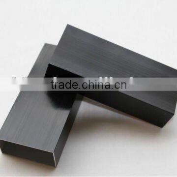 BLACK ANODIZED ALUMINIUM PROFILES