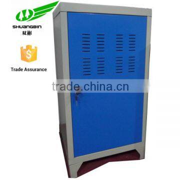 Single small metal locker with legs