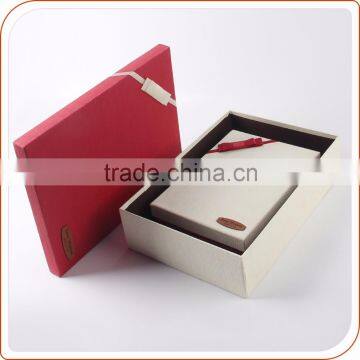 Small cardboard storage boxes with lids for gifts