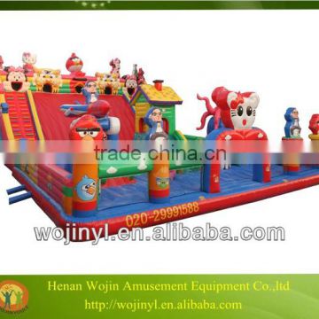 Attractive Inflatable jumping castle with slide