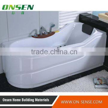 small size corner bathtub