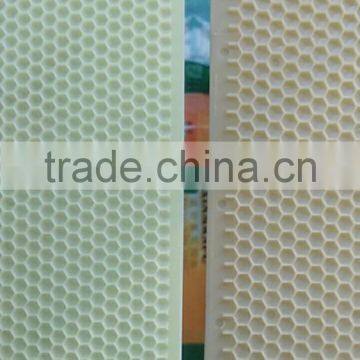 Chinese manufacturers yellow plastic bee foundation sheet for beekeeper