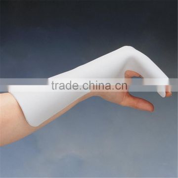 Orthopedic perforated thermoplastic medical splint