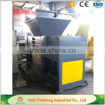 Double shaft wood pellet shredder