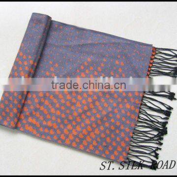 100%silk scarves,fashion scarfs,lady scarfs,woman scarfs,brand name scarfs,branded scarfs