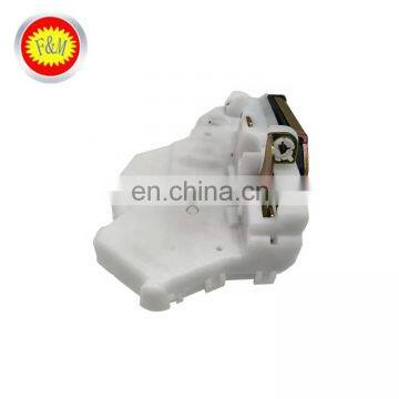 China Price Wholesale Auto Parts Car Door Lock Actuator Parts OEM 69320-0K080 L photo-6