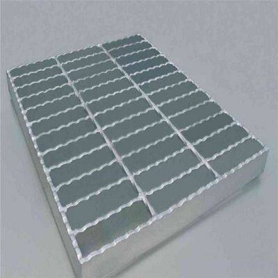 Galvanized Steel Grating 30mm Bearing Bar Spacing for Heavy Load Areas photo-1