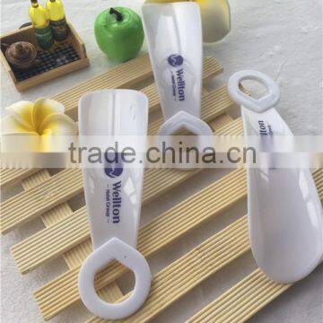 Wholesale hotel mini plastic shoe horn