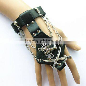 Promotion custom men leather bracelets with ring attached