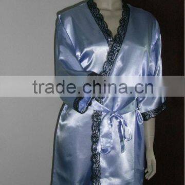 Short satin kimono bathrobe with lace for women