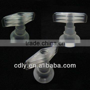 PP Connector Mold for Transfusion or Infusion Bottle