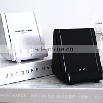 Wireless Magic Induction Speaker for Mobile Phone Cordless and sensor magic speaker and magic cube bluetooth speaker