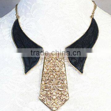 Fashion gold women choker statement necklace