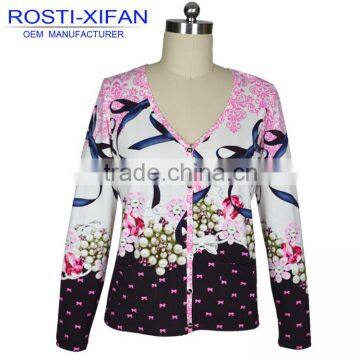 Latest Lady Fashion Flowers Printed Blouse Design with Placket and Buttons