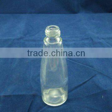 small alcoholic drink packing glass container, beverage bottle