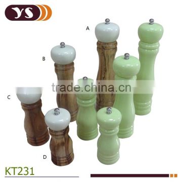 different size acacia wooden pepper mills