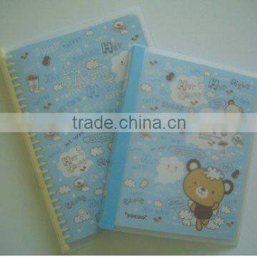 loose-leaf notebook