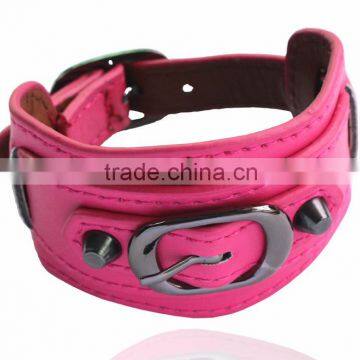 Fashion bangle yiwu factories buckle leather bracelets