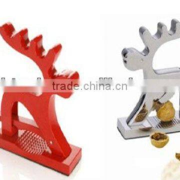 Zinc alloy cut deer shaped manual nut cracker