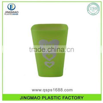Plastic Water Drinking Cup With Heart Shape Imprint