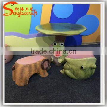 Factory wholesale fiberglass cartoon statues garden status