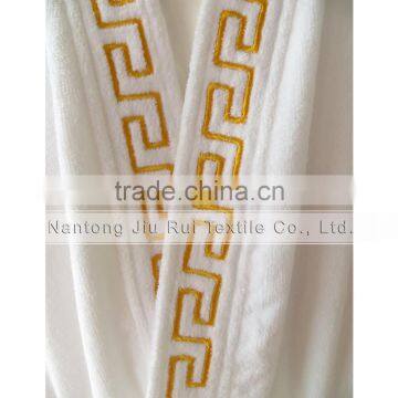 Wihte With Embroidery Autumn And Winter Design Fashion Family Robes Shower Homewear Coral Fleece photo-3
