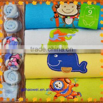 Lovely Animal Embroidery Long Sleeve Baby Boy's Romper+socks Set photo-2