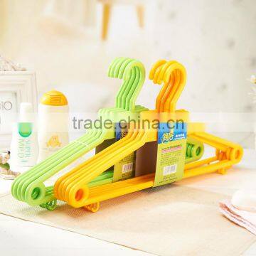 Hot Selling Coat Hangers for Clothes Plastic Hangers