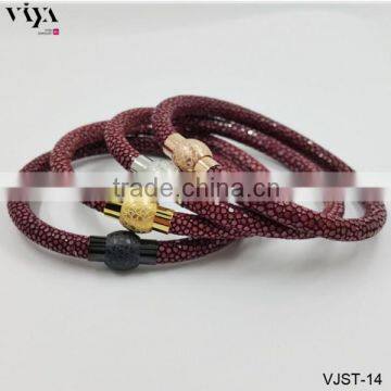 2016 Luxury Design Exclusive Genuine Stingray Leather Bangles Design Bangle Magnetic Handmade Bangles