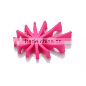 Fashion Design 2016 Hot Selling Bathroom Silicone Soap Holder Soap Box Travel Soap Dish Holder photo-2