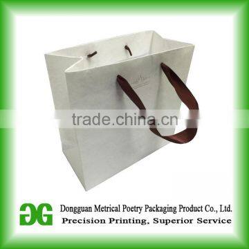 Customized paper shopping bag/personalized gift bag HOT SALE in Dongguan