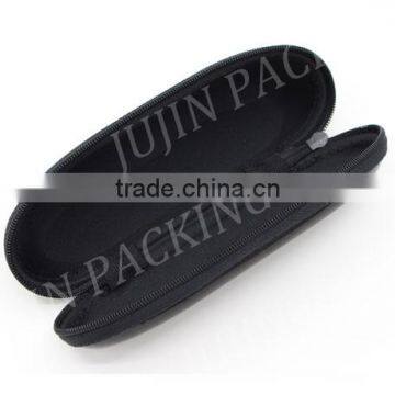 High Quality Leather Fashion Patttern Eyeglass Case With Clip