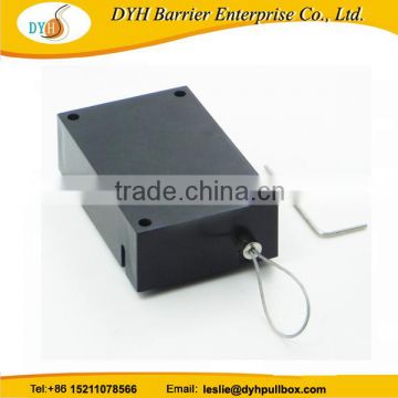 Customized retractors and tethers for retail store displays,anti-lost retractable pull box