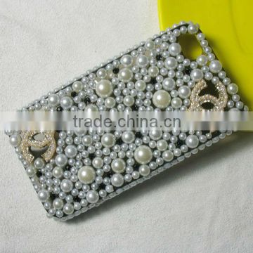 White Plastic Bead Fashion Cell Phone Protector