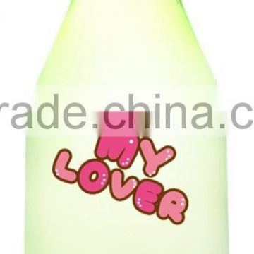 Eco-friendly 1L Plastic Bottle Carafe with colorful thread lid