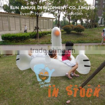 Funny outdoor swimming pool float inflatable swan for water game