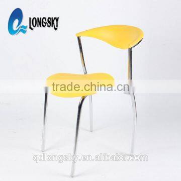 LS-4026A Plastic Blue Dining Chair Hotel Furniture Manufacturer in China Best Selling Iron Frame Blue Plastic Chair With Armrest photo-5