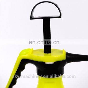 2 Liters Capacity Plastic Horticulture Sprayer Garden photo-5