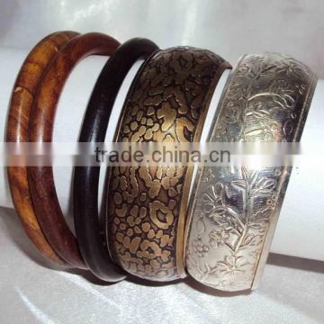 2015 Designer Women Bangles Set of Wood And Engraved Brass Bangles Set of 5 Pieces 10278