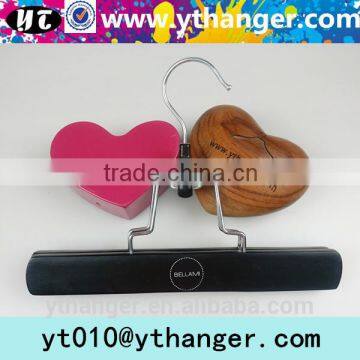 YY0457 High Quality Clips Hair Extension Hangers With Logo for Shop Wigs Hanger photo-3