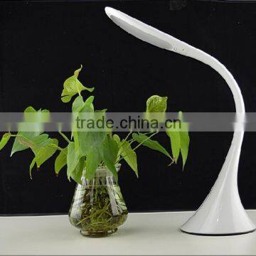 Swan Shape Table LED Lamp With three color dimmer