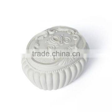 Beautiful White Resin Jewelry Box photo-5