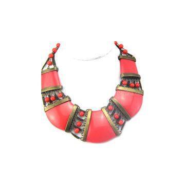 Fashion Resign Coral Color Necklace