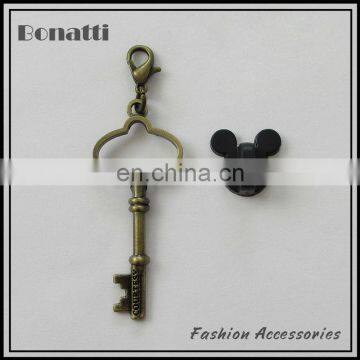 special metal brooch pin